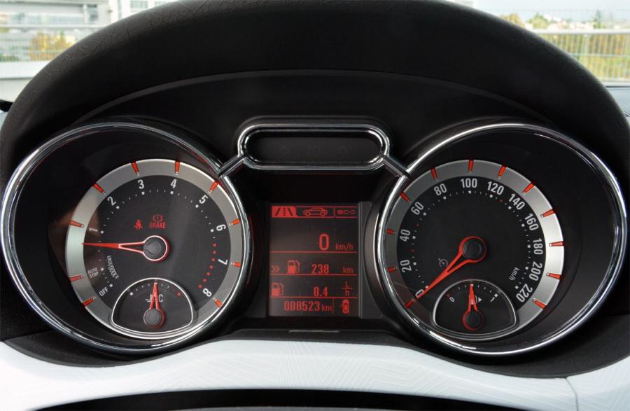  Opel Adam 2013 года  (фото 12 из 107)